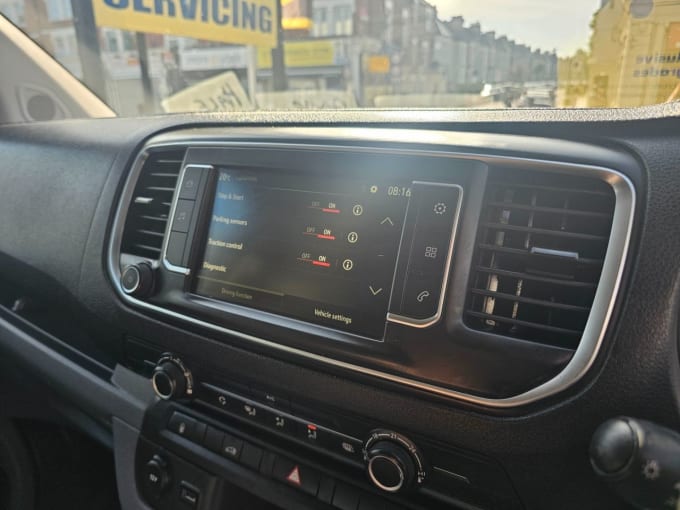 2025 Vauxhall Vivaro