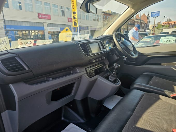 2025 Vauxhall Vivaro