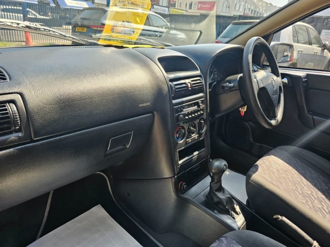2025 Vauxhall Astra