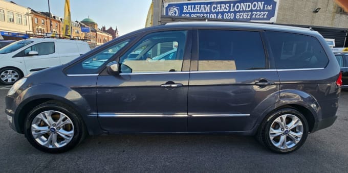 2025 Ford Galaxy