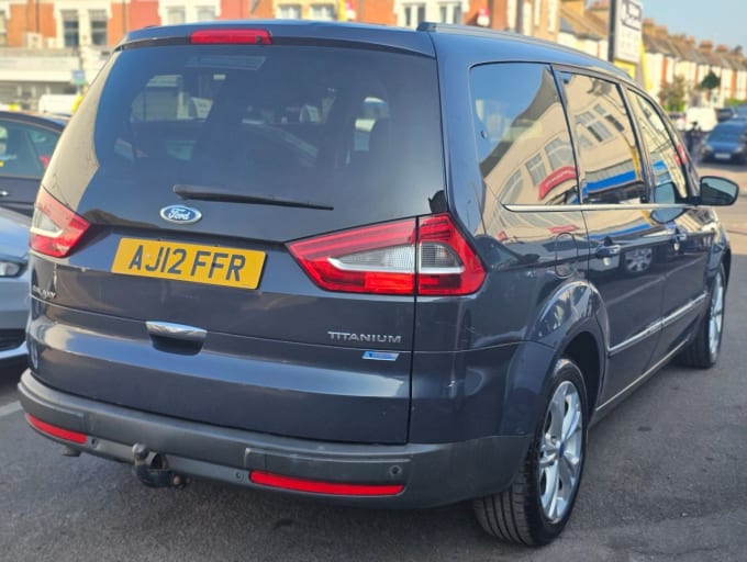 2025 Ford Galaxy