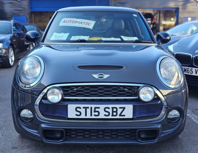 2025 Mini Hatch