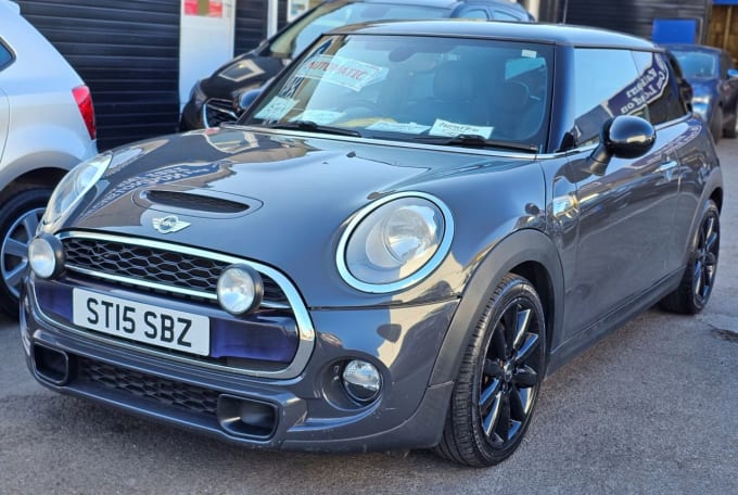 2025 Mini Hatch