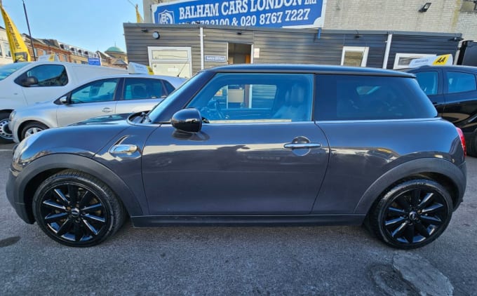 2025 Mini Hatch