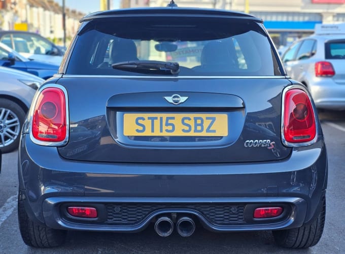 2025 Mini Hatch