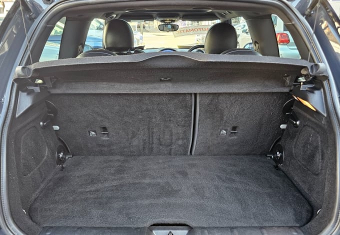 2025 Mini Hatch