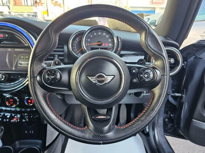 2025 Mini Hatch