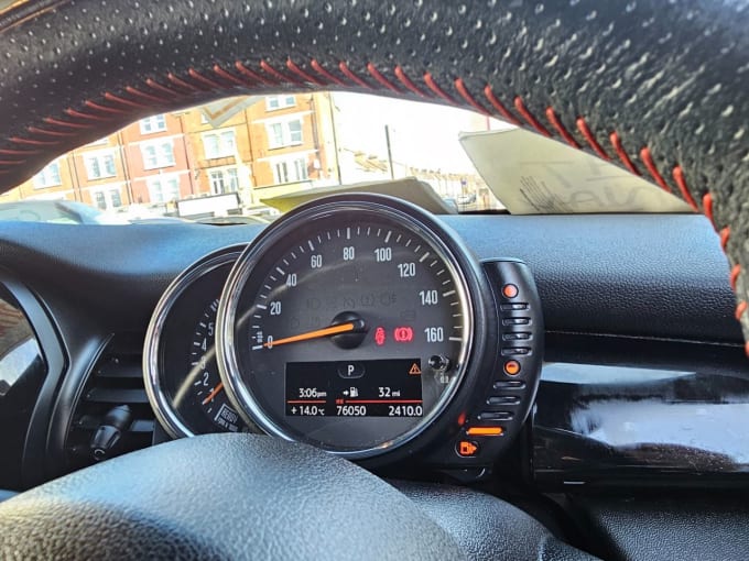 2025 Mini Hatch