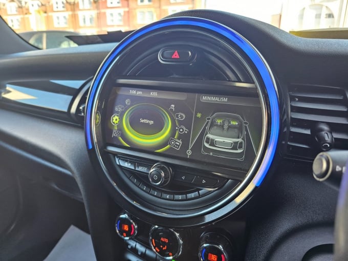 2025 Mini Hatch
