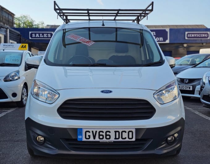 2025 Ford Transit Courier