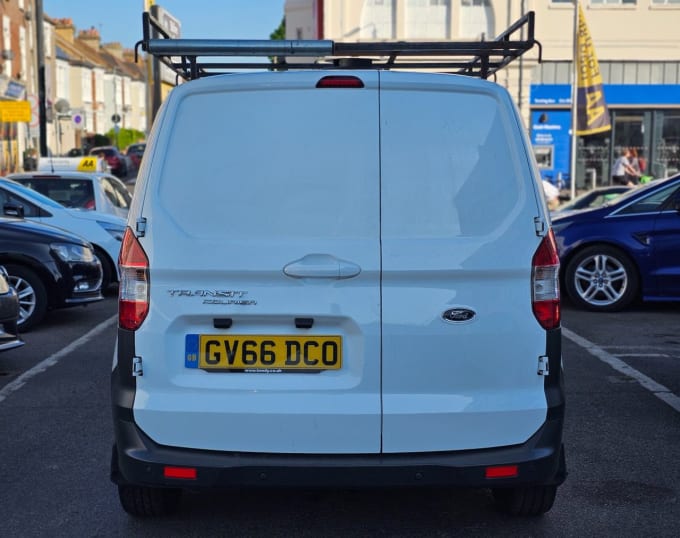 2025 Ford Transit Courier