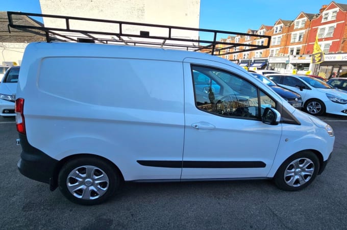 2025 Ford Transit Courier