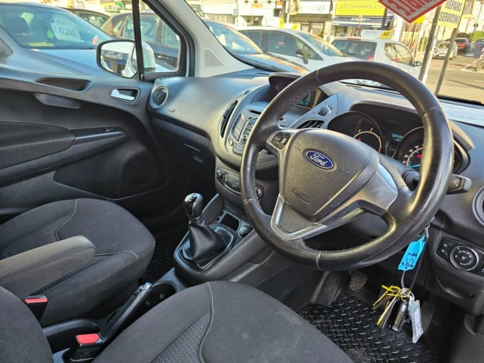 2025 Ford Transit Courier