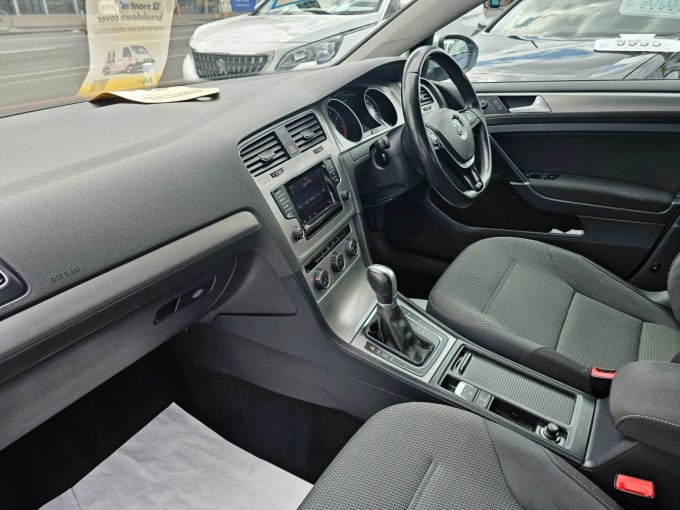 2025 Volkswagen Golf