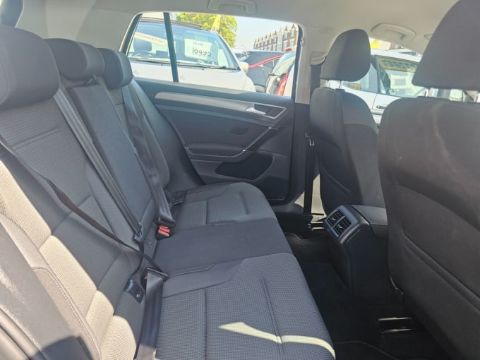 2025 Volkswagen Golf