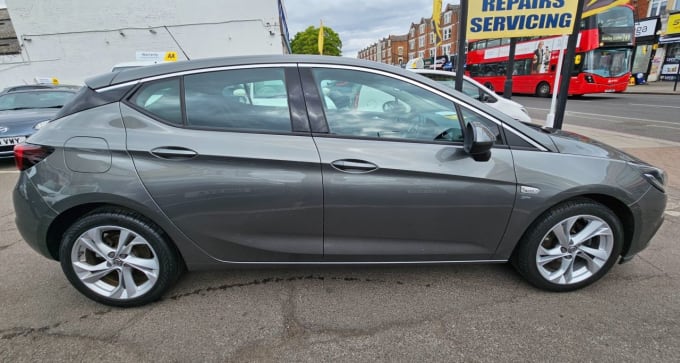2025 Vauxhall Astra