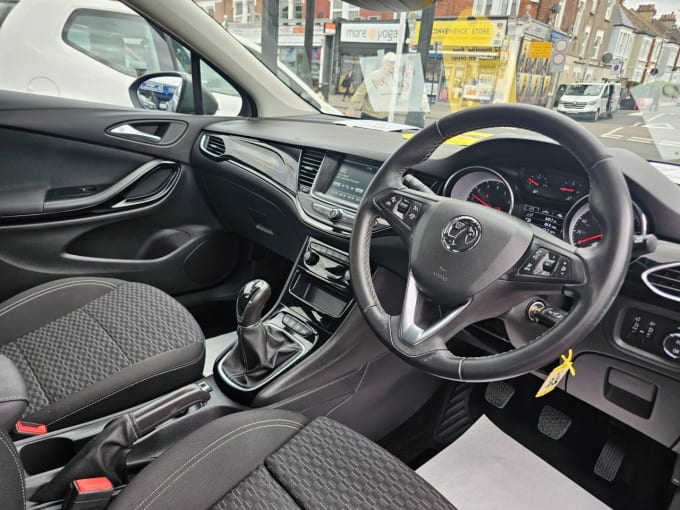 2025 Vauxhall Astra