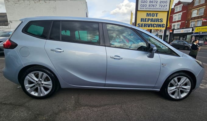 2025 Vauxhall Zafira Tourer