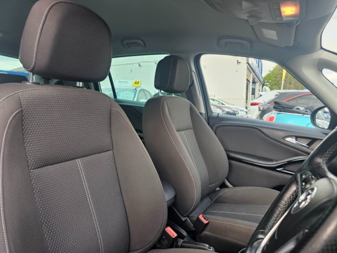 2025 Vauxhall Zafira Tourer