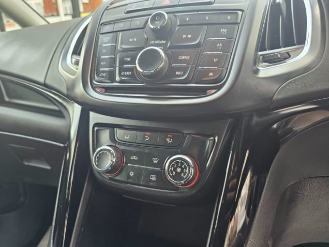2025 Vauxhall Zafira Tourer