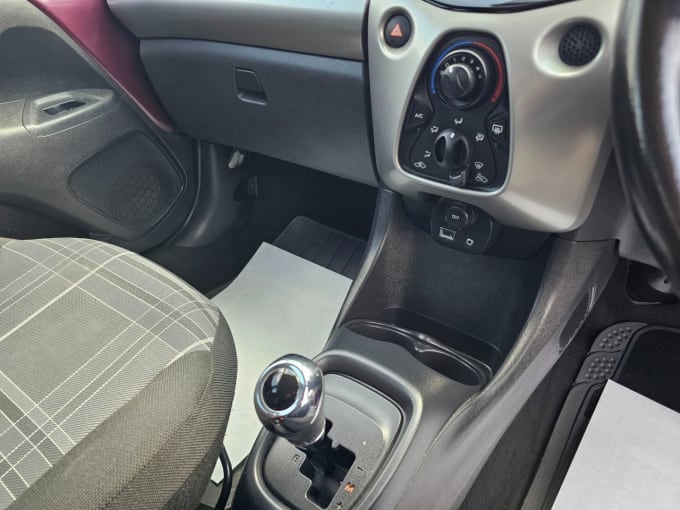 2025 Peugeot 108