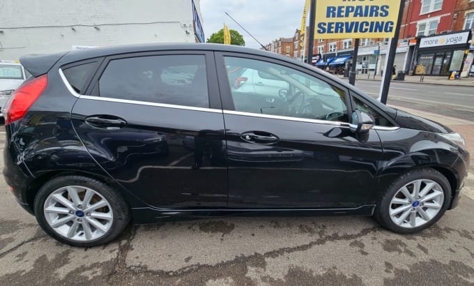2025 Ford Fiesta