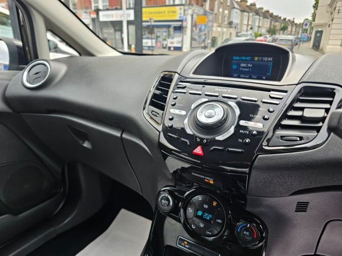 2025 Ford Fiesta