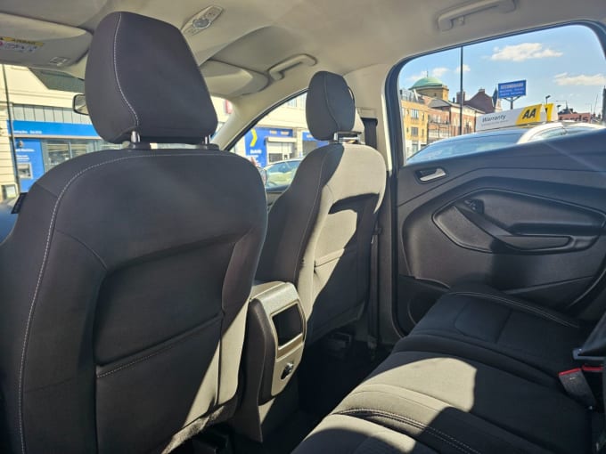 2025 Ford Kuga
