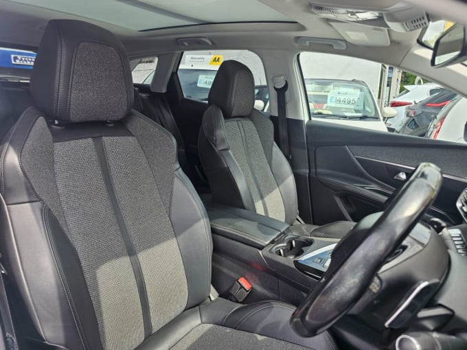 2025 Peugeot 3008
