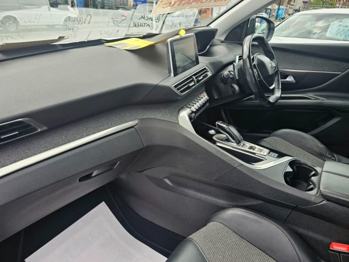 2025 Peugeot 3008