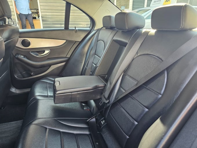 2025 Mercedes-benz C-class