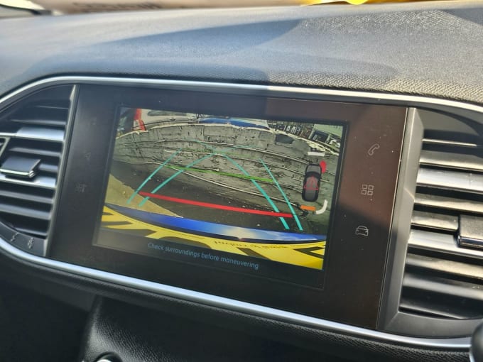 2025 Peugeot 308