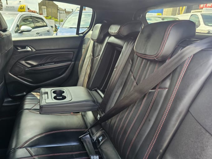 2025 Peugeot 308