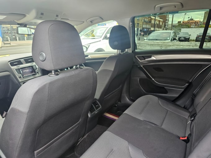 2025 Volkswagen Golf