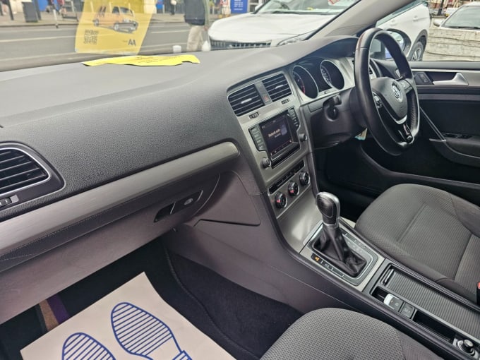 2025 Volkswagen Golf
