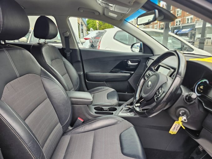 2025 Kia Niro