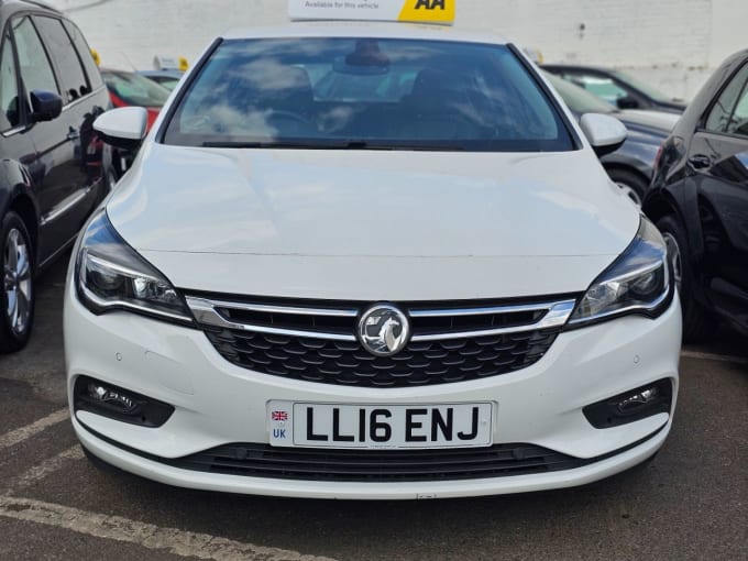 2025 Vauxhall Astra