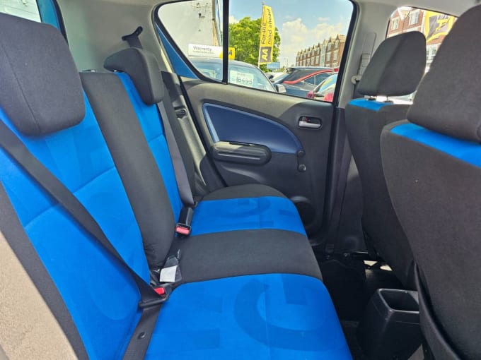 2025 Vauxhall Agila