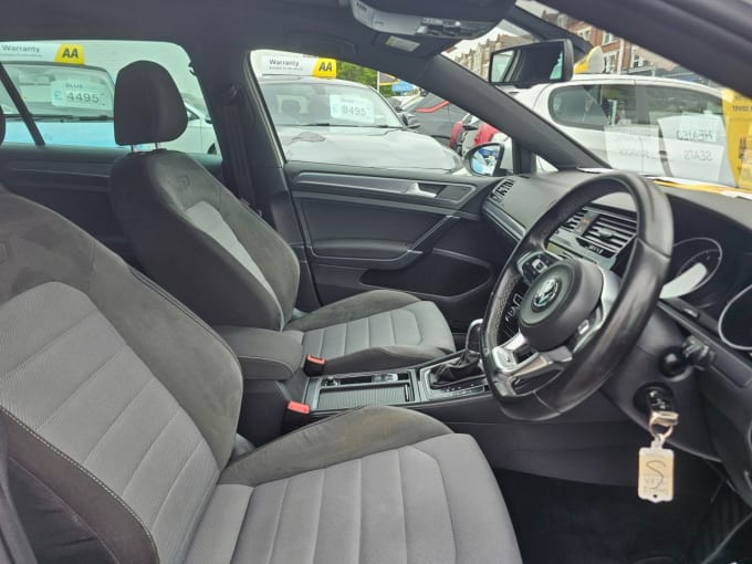 2025 Volkswagen Golf