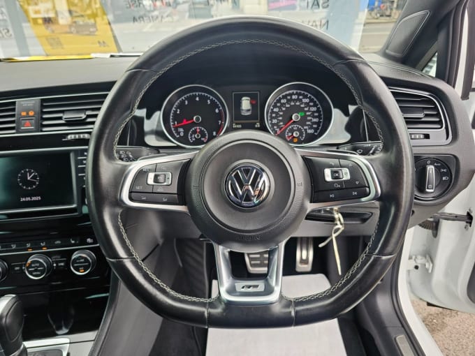 2025 Volkswagen Golf