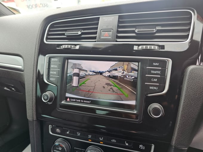 2025 Volkswagen Golf