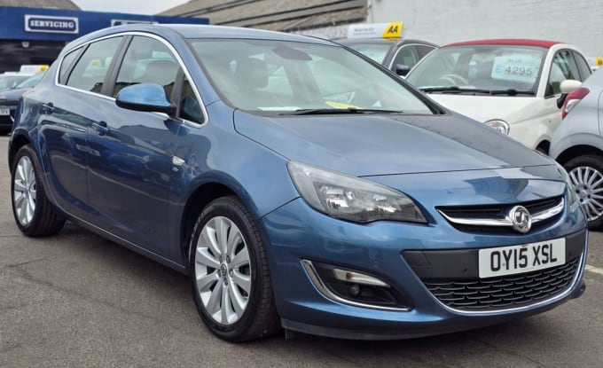 2025 Vauxhall Astra