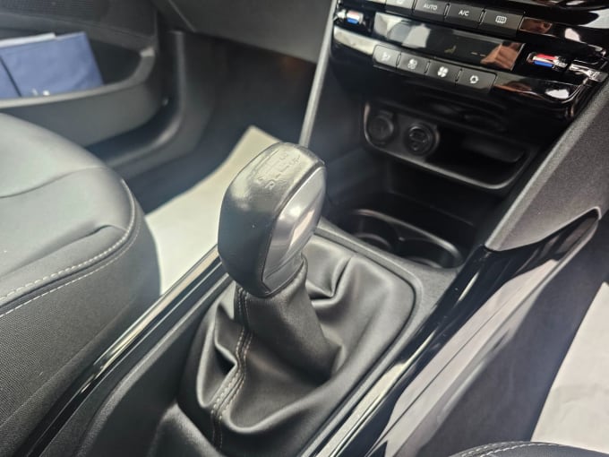 2025 Peugeot 2008