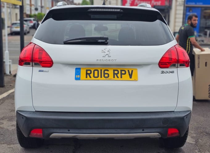 2025 Peugeot 2008