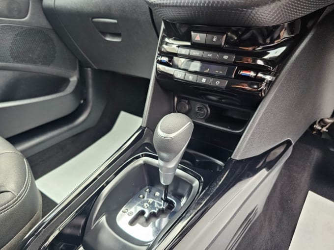2025 Peugeot 2008