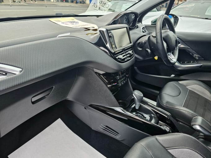 2025 Peugeot 2008