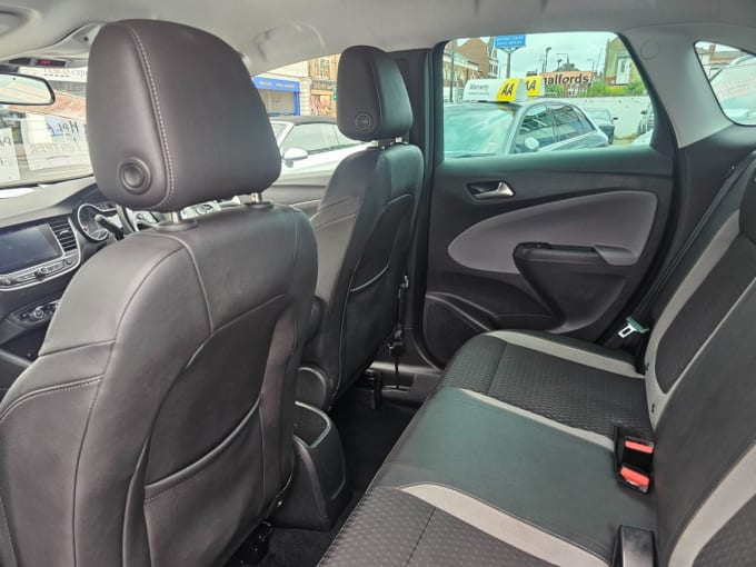 2025 Vauxhall Crossland X