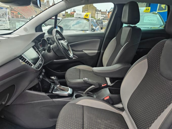 2025 Vauxhall Crossland X