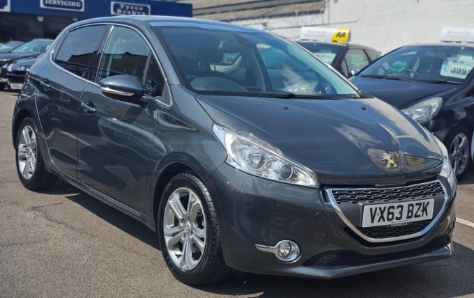 2025 Peugeot 208