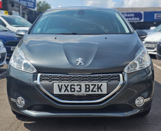 2025 Peugeot 208